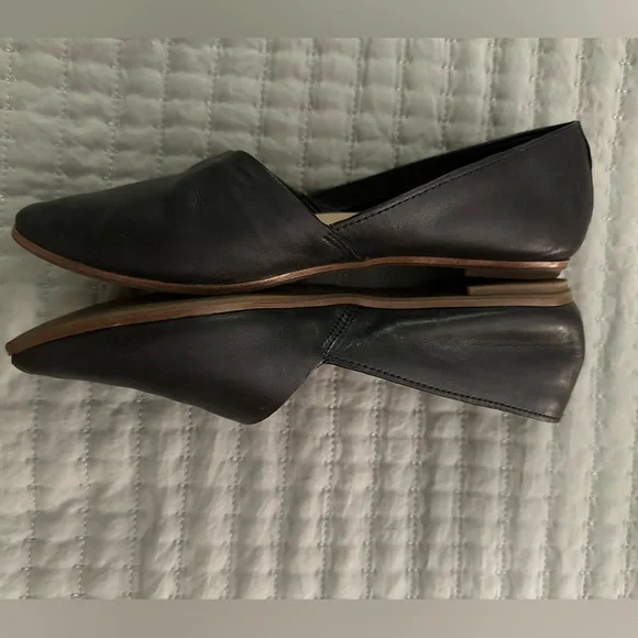 ALDO Black Flats Size 7 - Picture 5 of 10